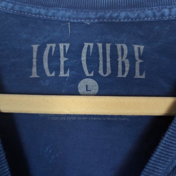Ice Cube Officially Licensed Blue Tie Dye Graphic HipHop Band Tee - Picture 6 of 6